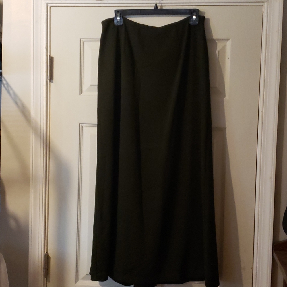 Green long skirt